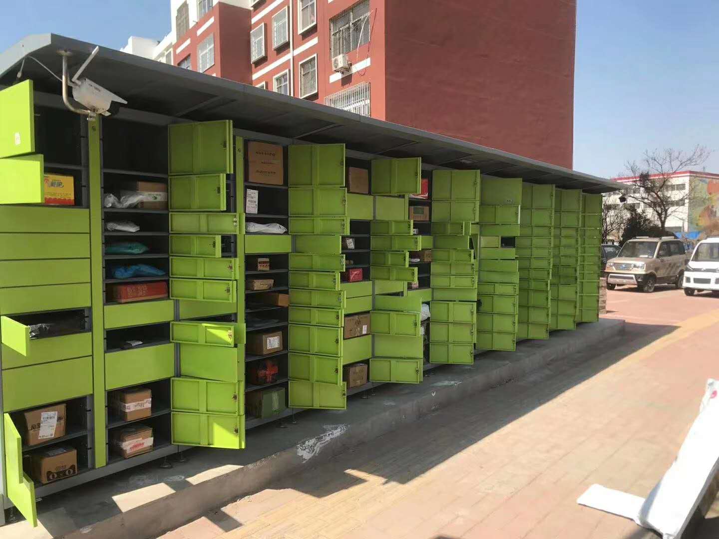 快遞小哥為什么會為快遞柜買單？